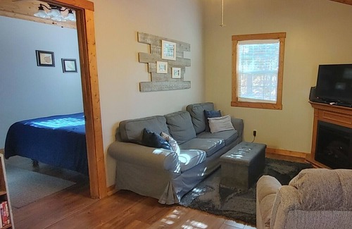 Rockbridge Cabin | Delaware Cabin at Big Pine Retreat