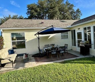 Springdale House | Delia Place Florida Oasis With Private Lanai