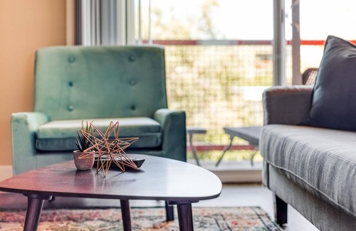East San Mateo Apartment | Delightful 1BR in San Mateo, Gym + Pool