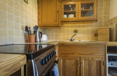 Tiverton Cottage | Delightful 2 bedroom cottage in beautiful Devon countryside, indoor pool & sauna