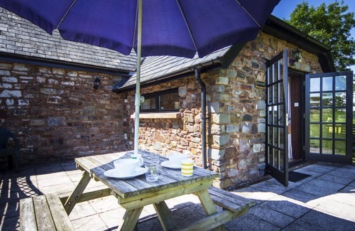 Tiverton Cottage | Delightful 2 bedroom cottage in beautiful Devon countryside, indoor pool & sauna