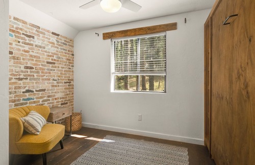 Kachina Village House | Delightful 3-bedroom house in charming Flagstaff w/King Size Bed & Gas Log Stove
