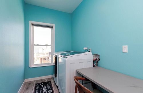 Leeward Sands House | Delightful 3 Bedroom Pets
