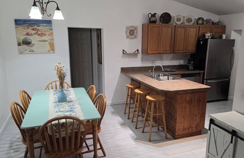 Port Orange House | Delightful 4-bedroom house with AC in Port Orange