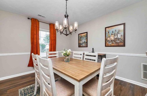 Hampton House | Delightful 4-bedroom home with game room!