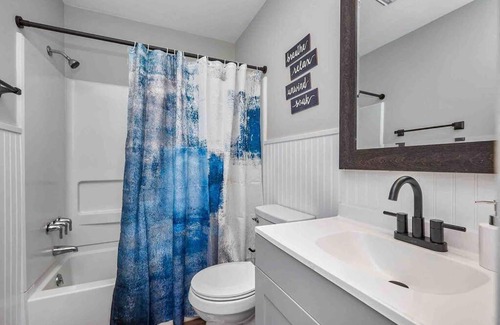 Hampton House | Delightful 4-bedroom home with game room!