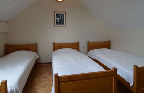 Bouillon Apartment | Delightful Apartment with Terrace, Heating, Barbecue