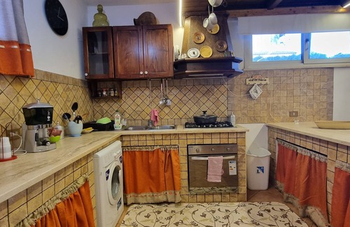 Partanna Apartment | Delightful apartment near the beautiful mondello beach