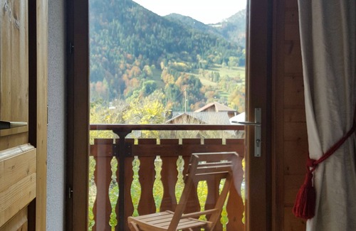 Le Biot Ski Chalet | Delightful Chalet, village location, garden, parking, views and WiFi