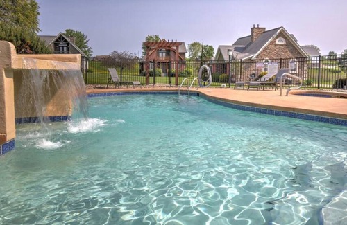 Millersburg Cottage | Delightful Cottage With Seasonal Pool/Hot Tub