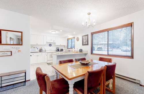 Sisters Condo | Delightful escape near downtown with shared pool/hot tub, rec room, & large deck
