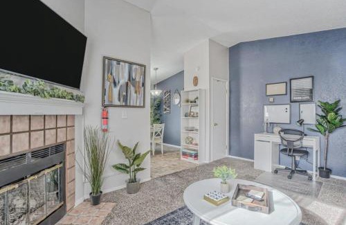 Broadmoor House | Delightful Home Amazing Location Extended Stay