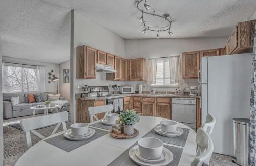 Broadmoor House | Delightful Home Amazing Location Extended Stay