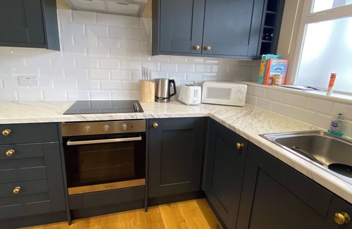 Warwick Apartment | Delightful & Well-located 2BD Flat Central Pimlico