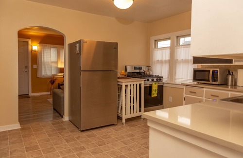 Grand Rapids House | Delightfully quiet & cozy, middle of everywhere