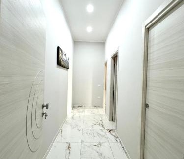 Naples House | Dell orma del vesuvio