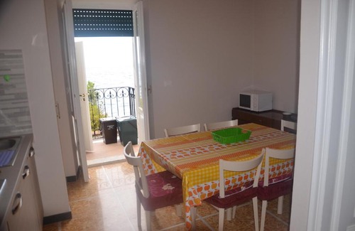 Tellaro Apartment | Della Pace Apartment