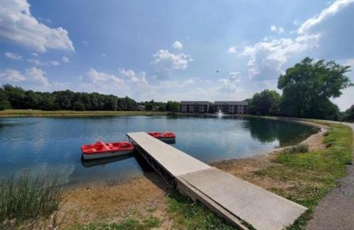Lake Delton Apartment | Dells Retreat At Tamarack & Mirror Lake Resort