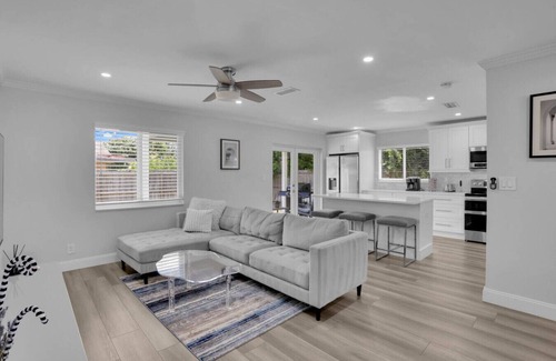 Tropic Palms House | Delray Oasis: Pool + Hot Tub