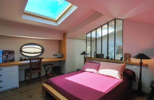 Montaren-et-Saint-Mediers Villa | Deluxe Stunning Villa with Outdoor Cinema