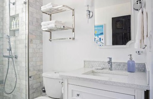 Seminole Heights Apartment | Deluxe 1 BR, BR/Office Apt Near Ybor & Downtown