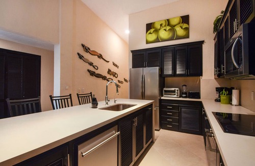 Playacar Fase I Condo | Deluxe 3BR Oceanfront Xaman Ha 7212 Condo