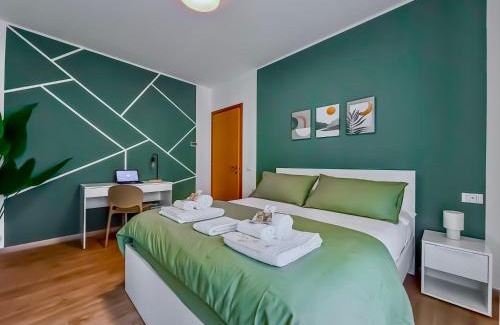 Abano Terme Apartment | Deluxe Apartment Business Ready Free Parking