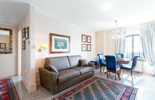 Molina Apartment | Deluxe Apartments Lagoon View