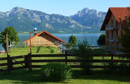 Dietringen Apartment | Deluxe Appartement mit Seeblick - Seehotel & Appartements Schnöller