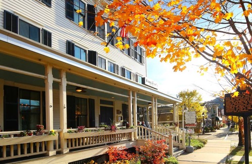 Milford House | Deluxe Corner Room, Hotel Fauchere, Pet-Friendly, Outdoor Fireplace, Downtown