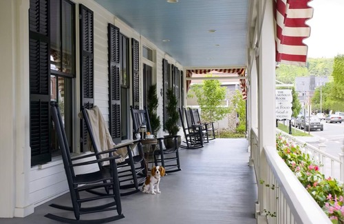 Milford House | Deluxe Corner Room, Hotel Fauchere, Pet-Friendly, Outdoor Fireplace, Downtown