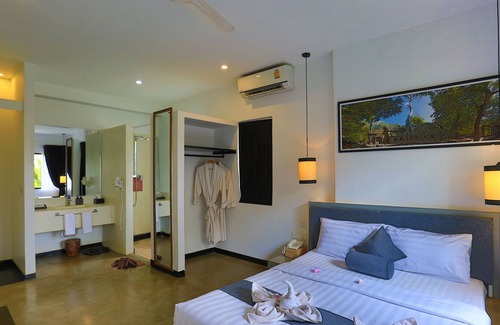Siem Reap Resort | Deluxe Double Room with balcony