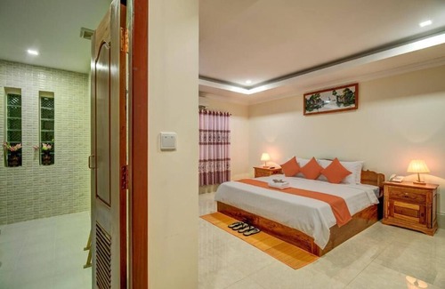 Siem Reap Resort | Deluxe Double Room - breakfast