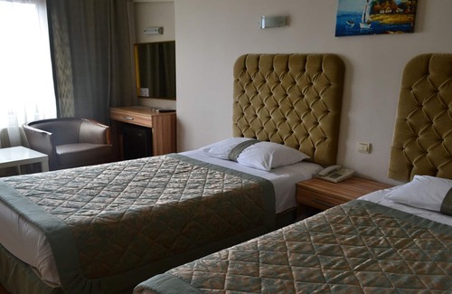 Aksaray Apartment | Deluxe Double Room in Laleli ( Rental 8286135 )