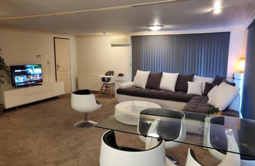 Krachtighuizen Villa | Deluxe Holiday Home