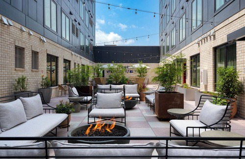 12 South Condo | Deluxe King in 12 South | The Gilmore Hotel