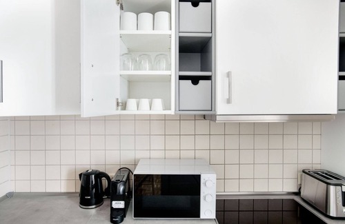 Schillerkiez Apartment | Deluxe Neukölln 1BR Fully Furnished & Equipped, by Blueground