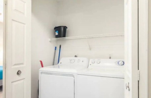 Green Hills Apartment | Deluxe Oasis of Comfort | 10min to DT | Pool + Gym