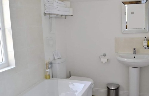 Falkirk Apartment | Deluxe One Bedroom Apartment 116