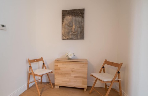 Falkirk Apartment | Deluxe One Bedroom Apartment 174