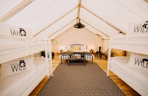Tanglewood House | Deluxe Safari Tent Glamping at Unicoi in Helen GA - 14