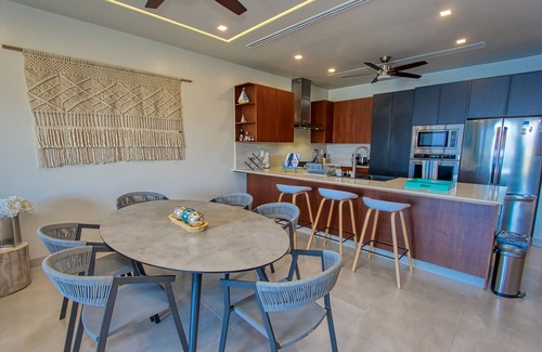 Santa Maria Huatulco Apartment | Deluxe Spacious Oceanview 3-bedroom apartment with AC, WiFi in fabulous Huatulco
