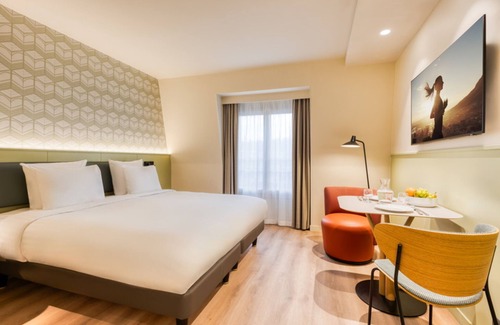Les Halles Apartment | Deluxe Studio Apartment in Les Halles Paris