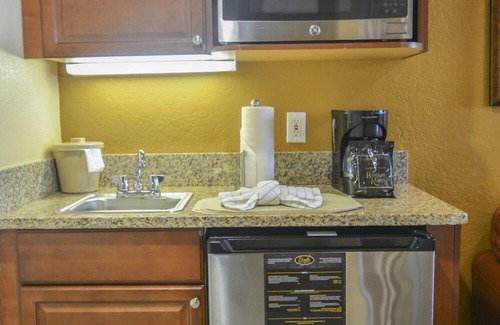 Florida Central Atlantic Coast Apartment | DELUXE STUDIO AT BEAUTIFUL RESORT WITH MANY AMENITIES TO ENJOY