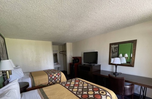 Lake Jackson Hotel | DELUXE STUDIOS