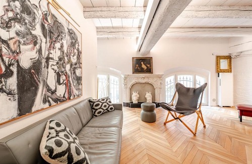 Historic Center Apartment | Deluxe Suite Fine Art Historic Centre
