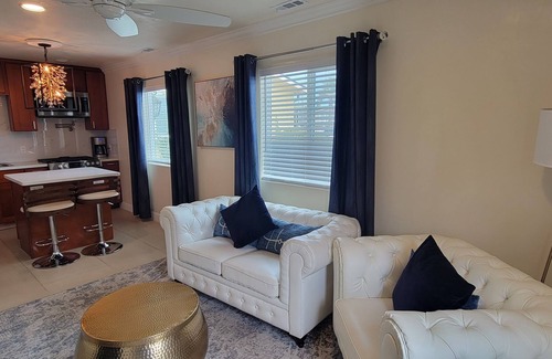 Seaside House | Deluxe Suite for Two, just minutes to Carmel.