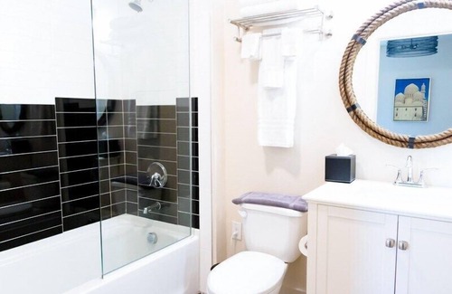 Kessler Hotel | Deluxe Suite King (Nairobi) 202
