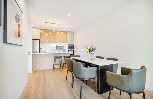 Auckland Central Business District House | Deluxe Three-Bedroom House with Barry Park view Unit 35