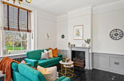 Chiswick Apartment | Deluxe Two Apartment in Chiswick